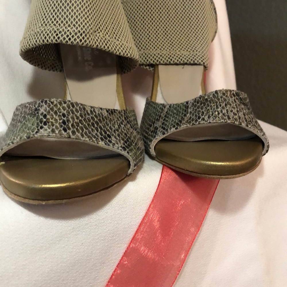 Shoes - Picture 6 of 6